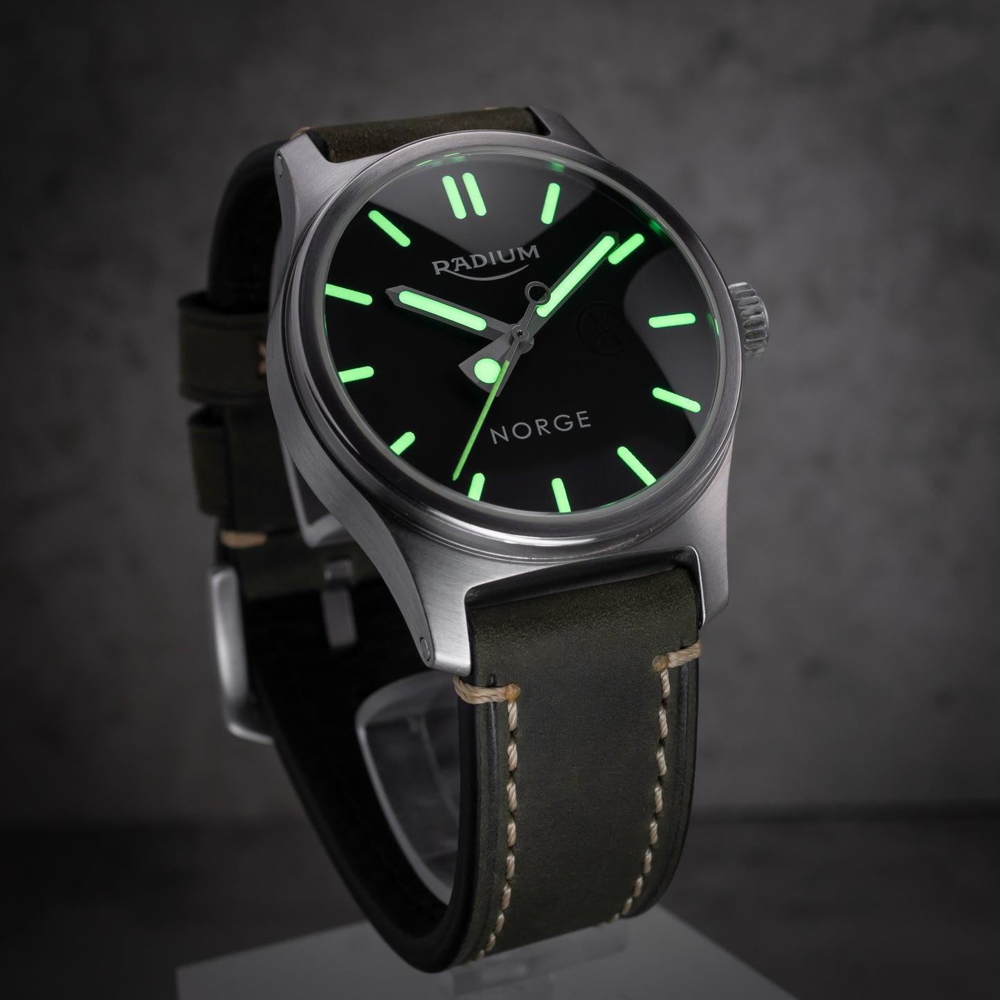 Radium Syrefast Stål - Tabak