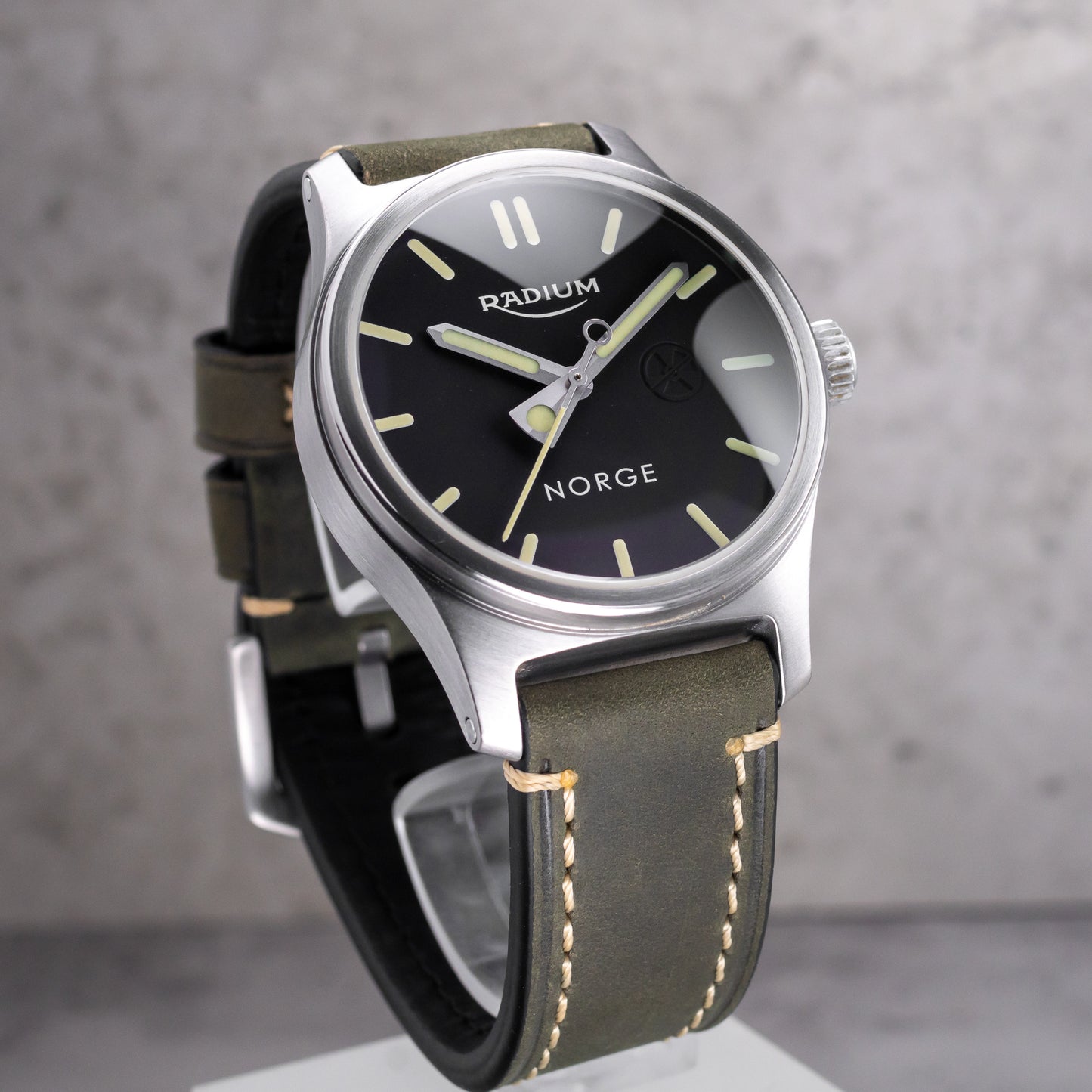 Radium Syrefast Stål - Tabak