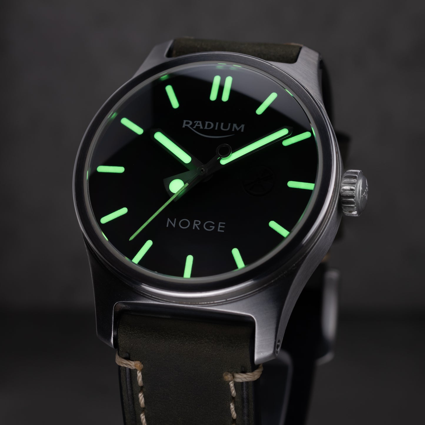 Radium Syrefast Stål - Tabak