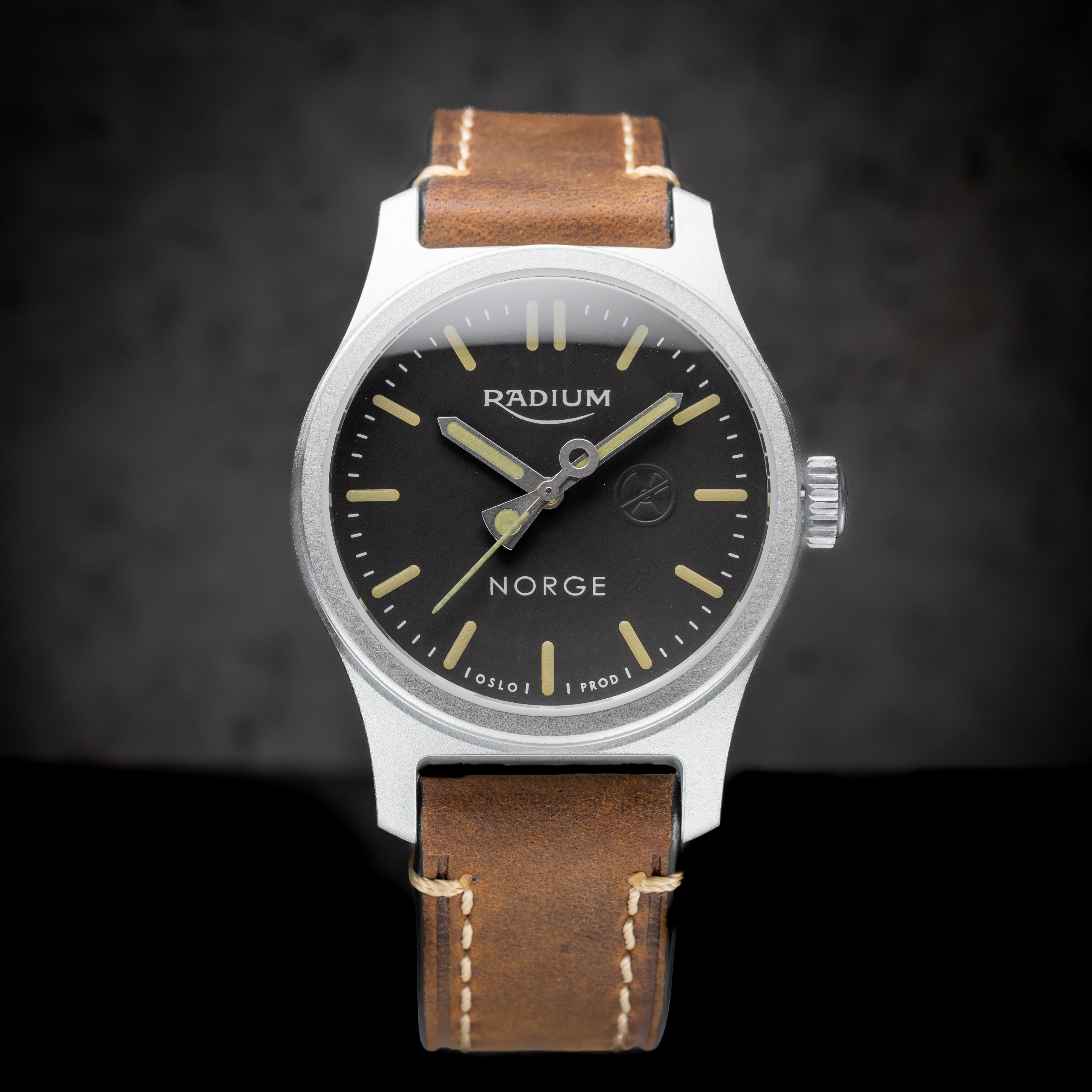 Is radium still used in clearance watches